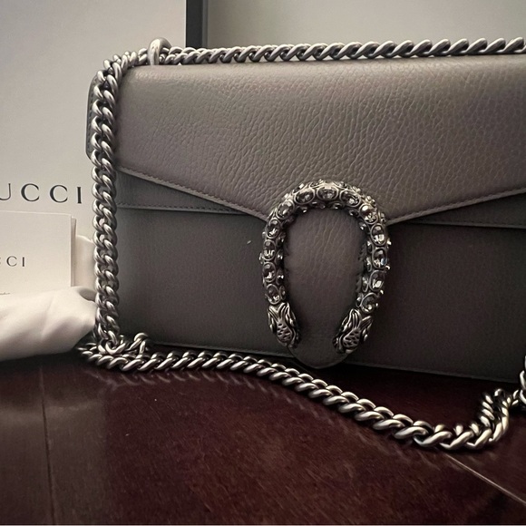 Dionsysus small grey handbag smoke free home, box, dust bag, card. - Picture 3 of 7